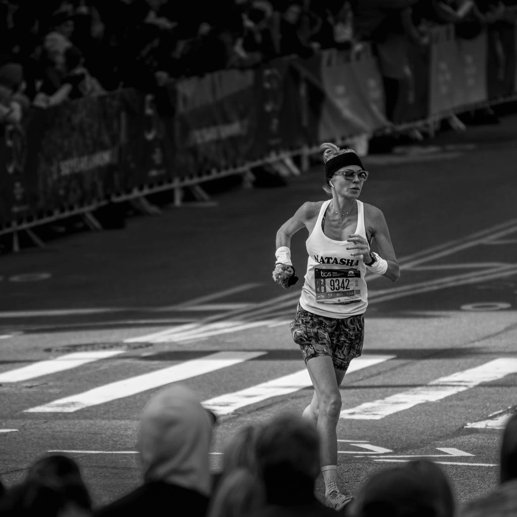 Reign-sponsored USATF marathon qualifier in Reign run kit